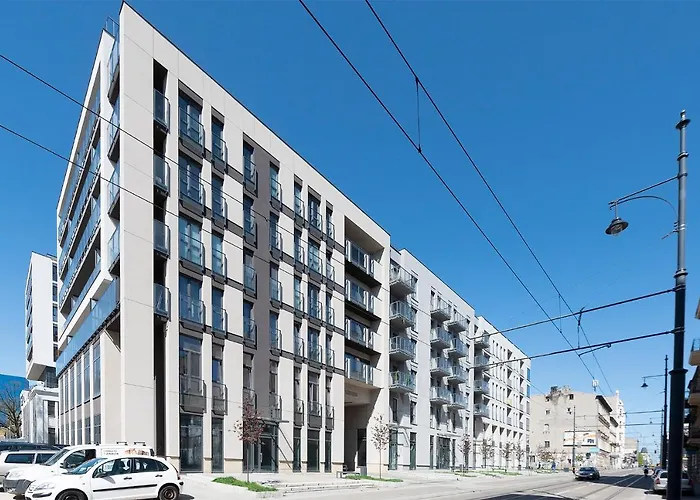 Mye Apartments - Ilumino