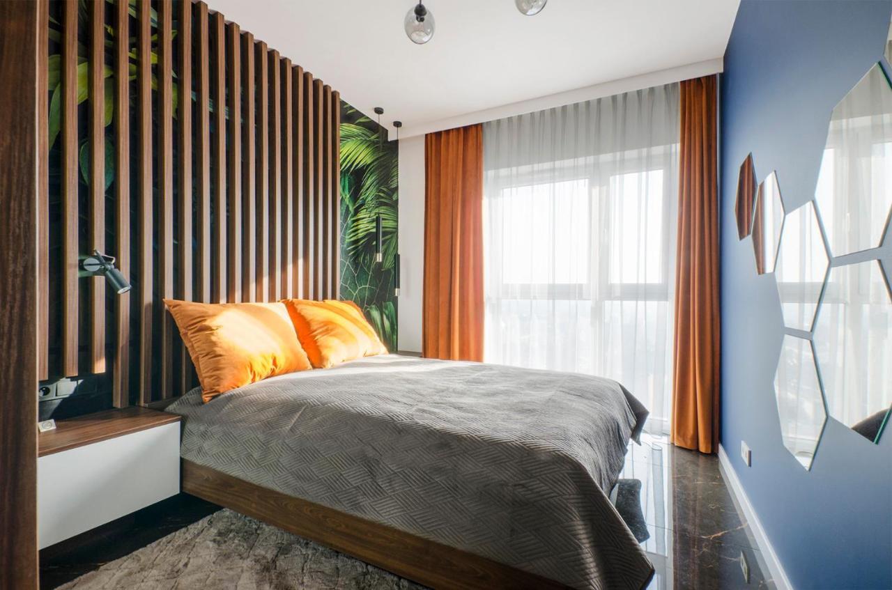 Mye Apartments - Ilumino